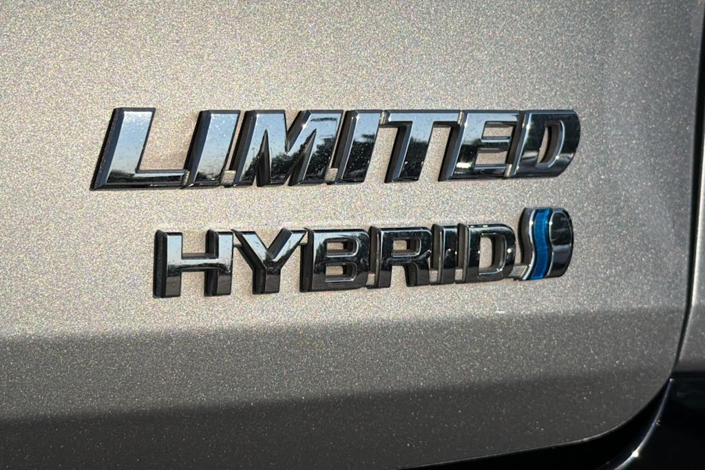 Thumbnail: 2024 Toyota Sienna - 7