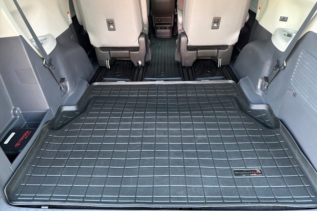 Thumbnail: 2024 Toyota Sienna - 17