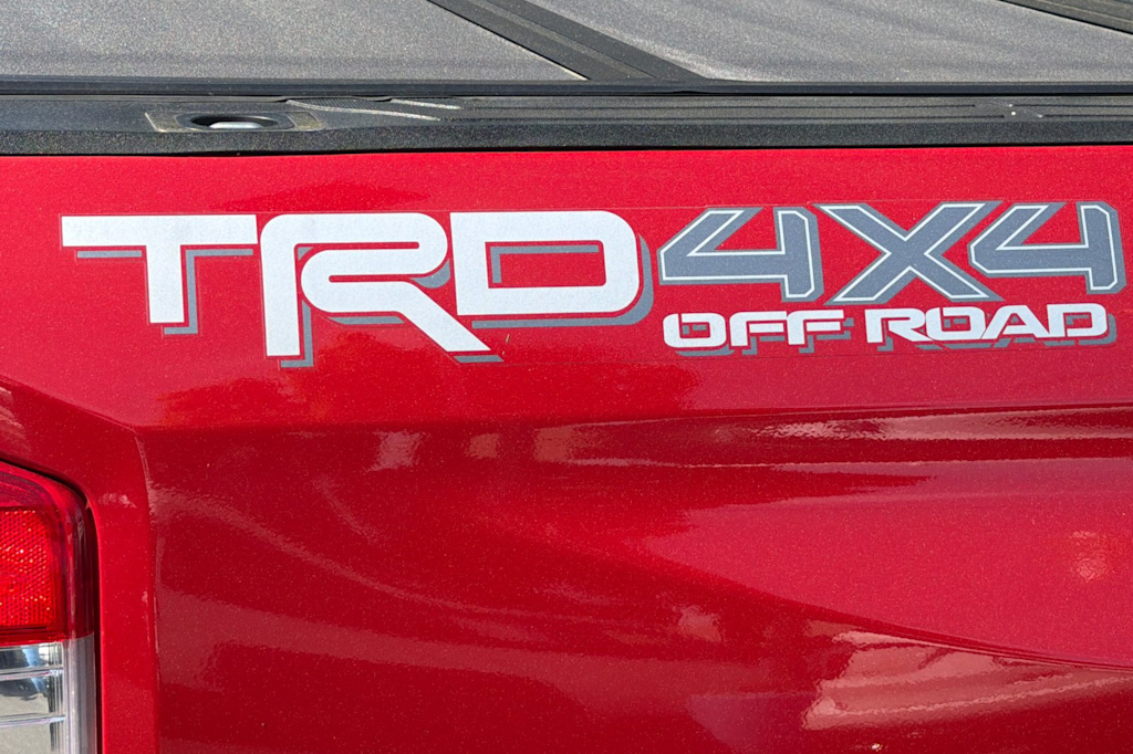 Thumbnail: 2017 Toyota Tundra - 6