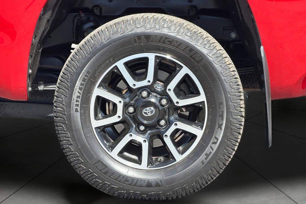 Thumbnail: 2017 Toyota Tundra - 7