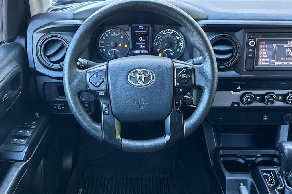 Thumbnail: 2019 Toyota Tacoma - 12