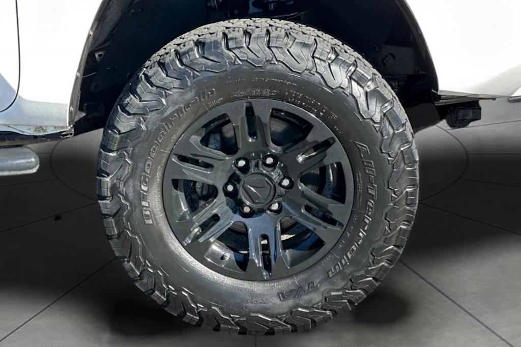 Thumbnail: 2019 Toyota Tacoma - 8