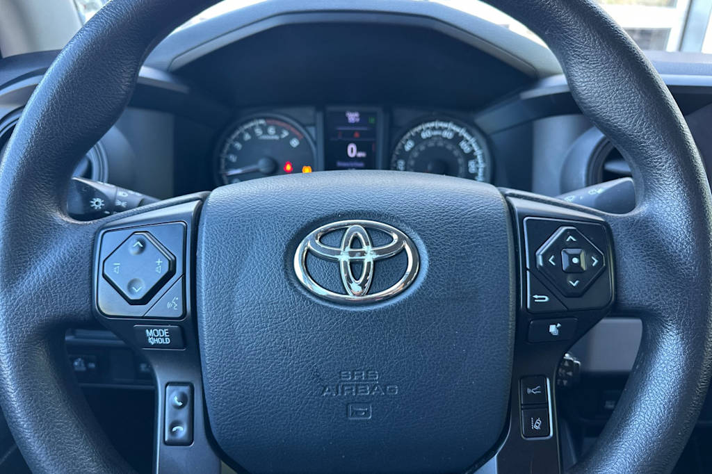 Thumbnail: 2019 Toyota Tacoma - 25