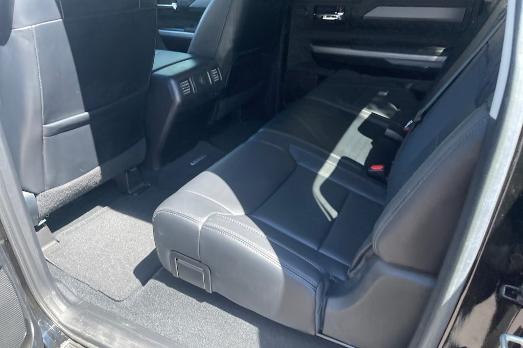 Thumbnail: 2018 Toyota Tundra - 11