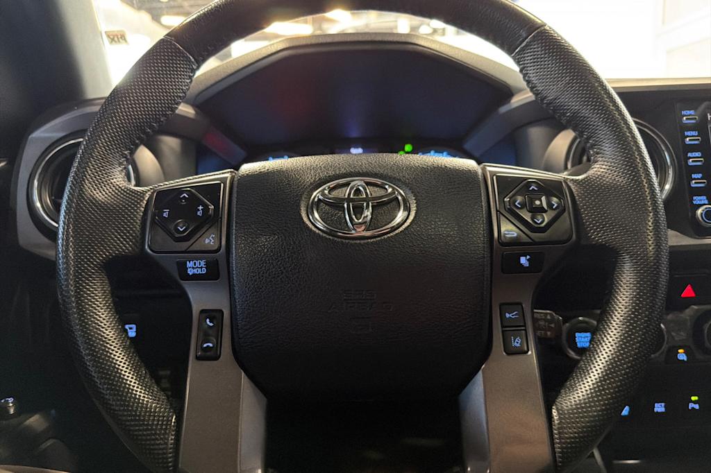 Thumbnail: 2020 Toyota Tacoma - 25