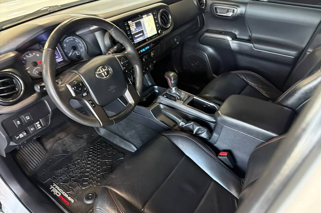 Thumbnail: 2020 Toyota Tacoma - 7