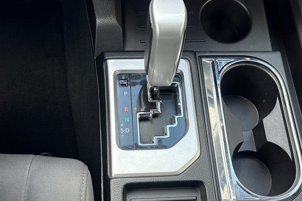 Thumbnail: 2016 Toyota Tundra - 13