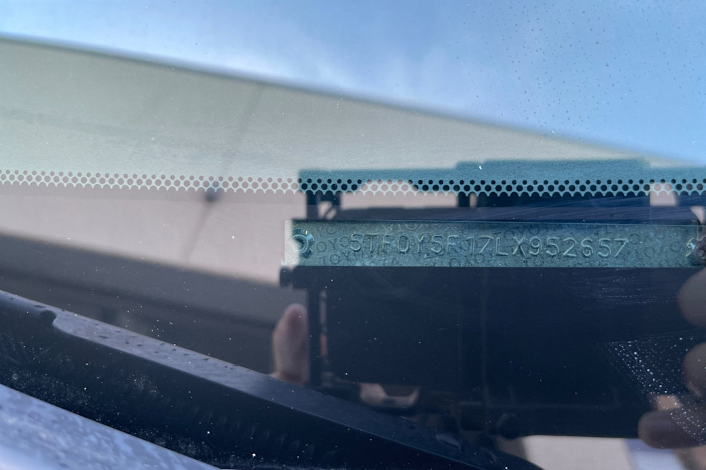 Thumbnail: 2020 Toyota Tundra - 7