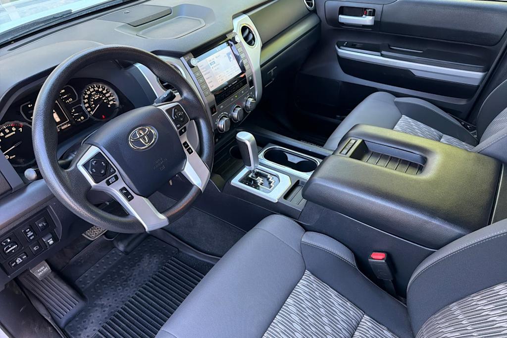 Thumbnail: 2020 Toyota Tundra - 9