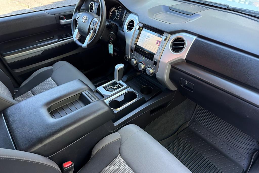 Thumbnail: 2020 Toyota Tundra - 12