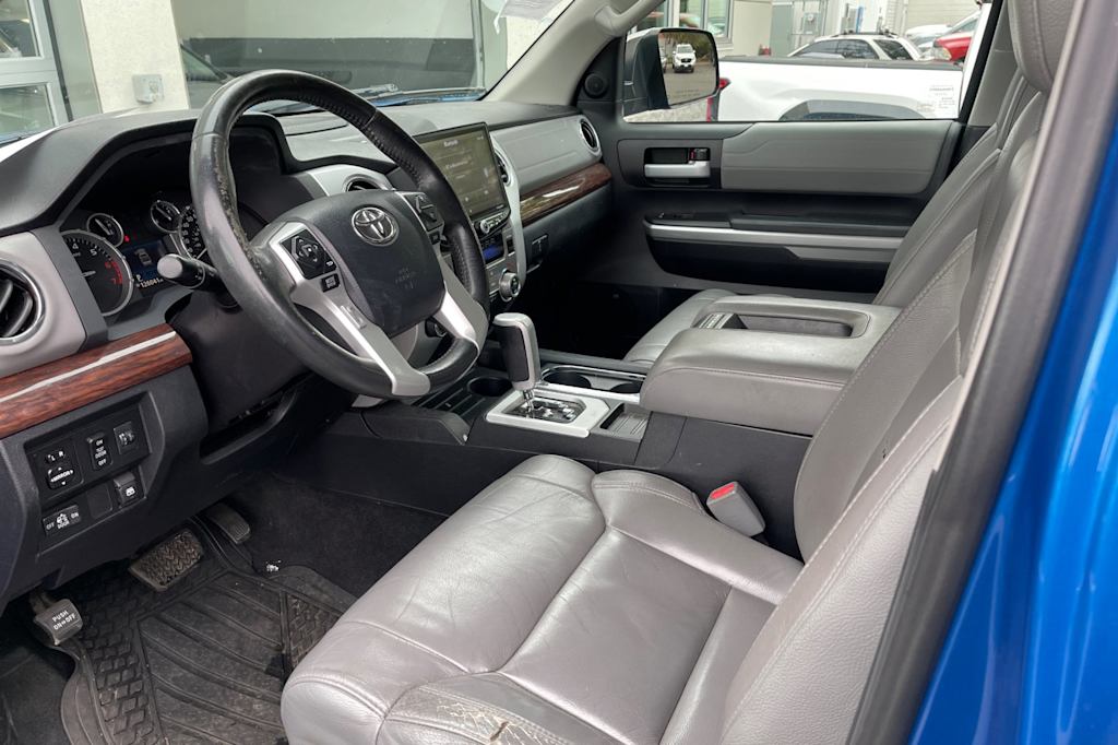 Thumbnail: 2016 Toyota Tundra - 9