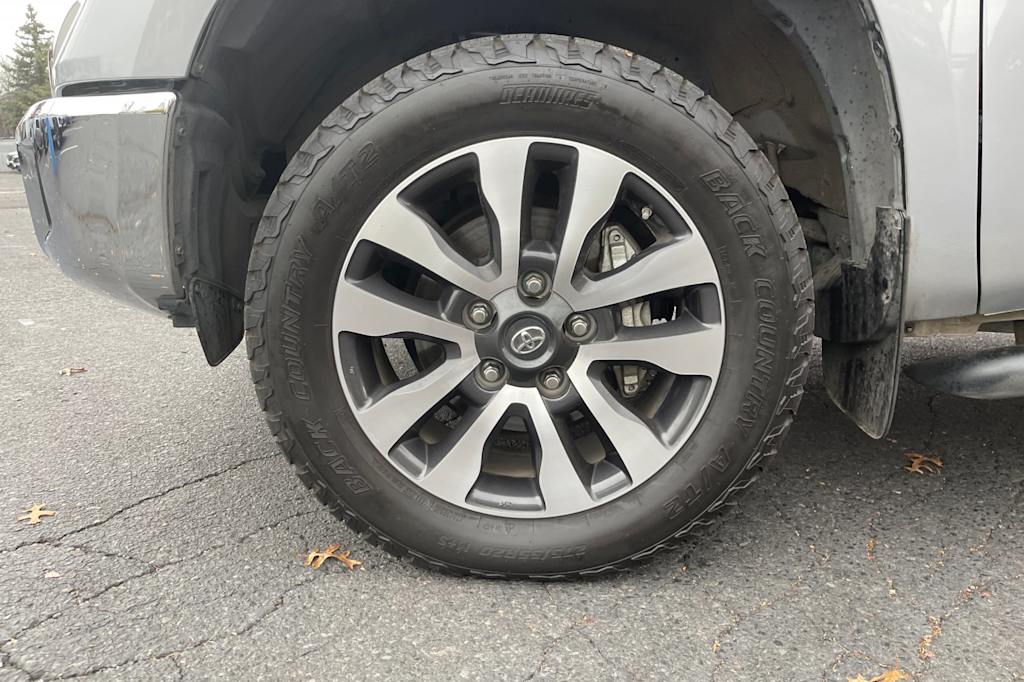 Thumbnail: 2018 Toyota Tundra - 8