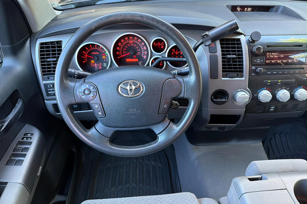 Thumbnail: 2011 Toyota Tundra - 10