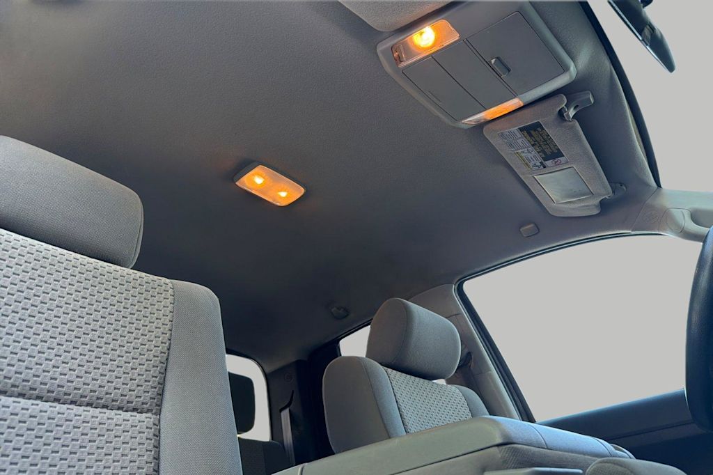 Thumbnail: 2011 Toyota Tundra - 21