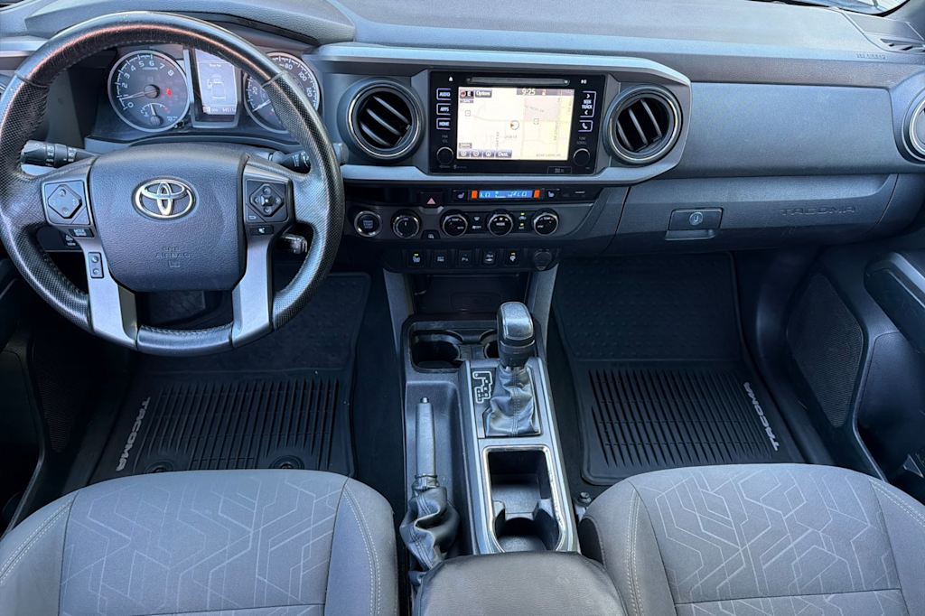 Thumbnail: 2016 Toyota Tacoma - 2