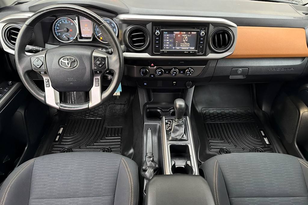 Thumbnail: 2019 Toyota Tacoma - 2