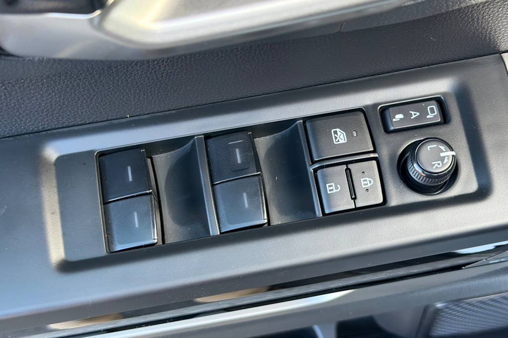 Thumbnail: 2024 Toyota Tundra - 20