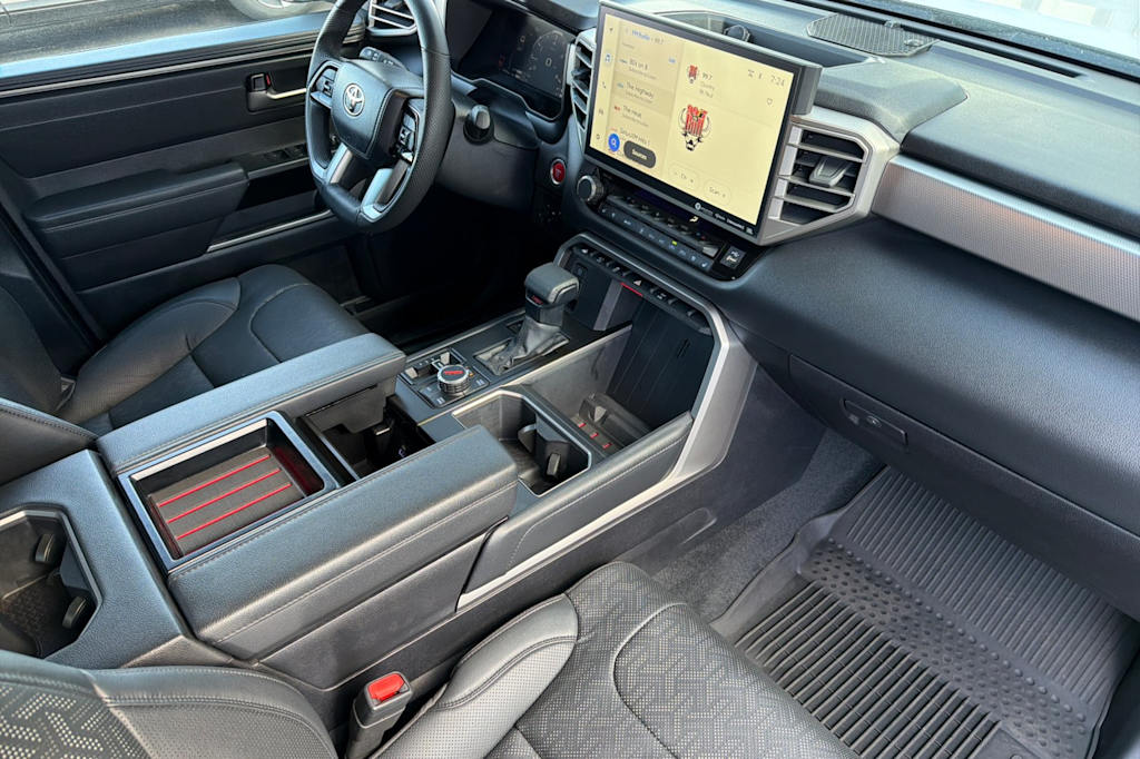 Thumbnail: 2024 Toyota Tundra - 12