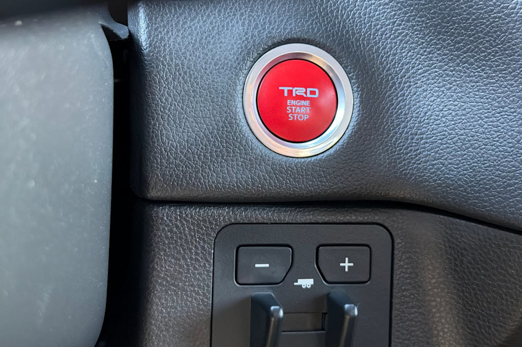 Thumbnail: 2024 Toyota Tundra - 23