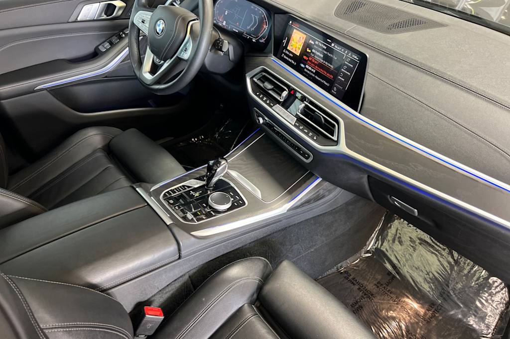 2022 BMW X7 xDrive40i 12