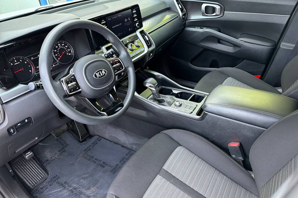 Thumbnail: 2021 Kia Sorento - 7
