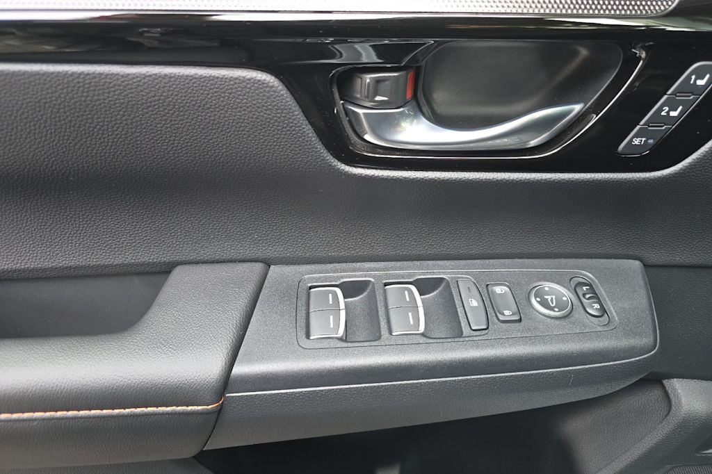 Thumbnail: 2025 Honda CR-V - 21