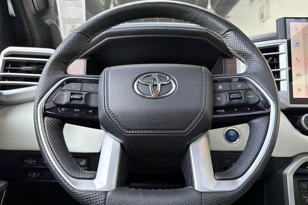 Thumbnail: 2023 Toyota Sequoia - 28