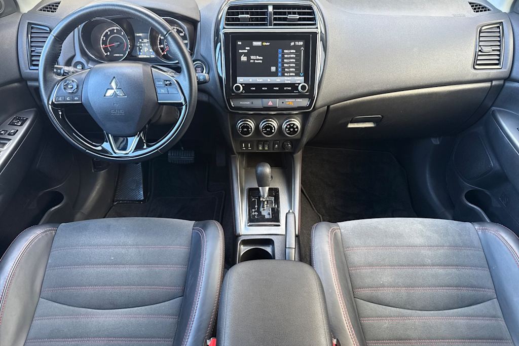 Thumbnail: 2025 Mitsubishi Outlander Sport - 2