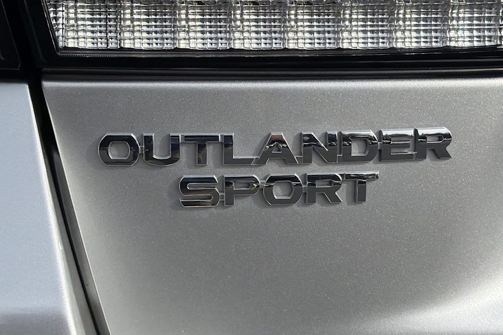 Thumbnail: 2024 Mitsubishi Outlander Sport - 6