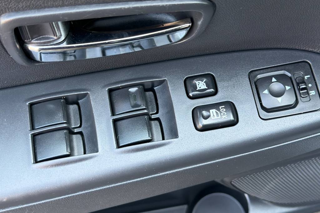 Thumbnail: 2025 Mitsubishi Outlander Sport - 22