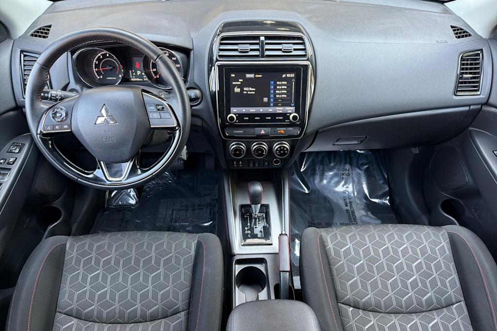 Thumbnail: 2025 Mitsubishi Outlander Sport - 2