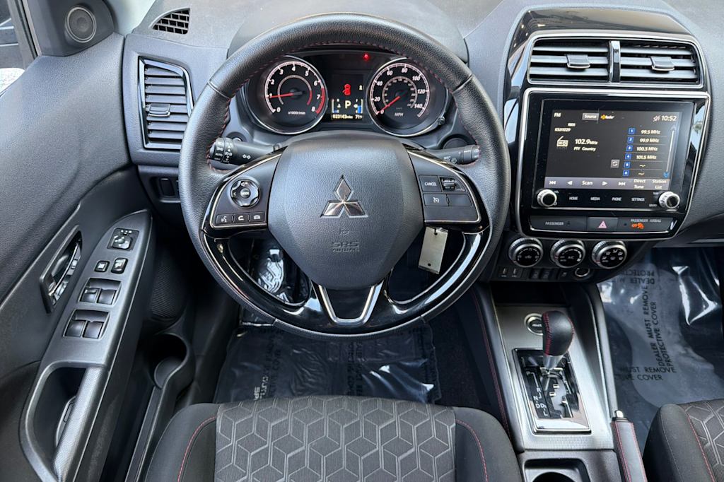 Thumbnail: 2025 Mitsubishi Outlander Sport - 8