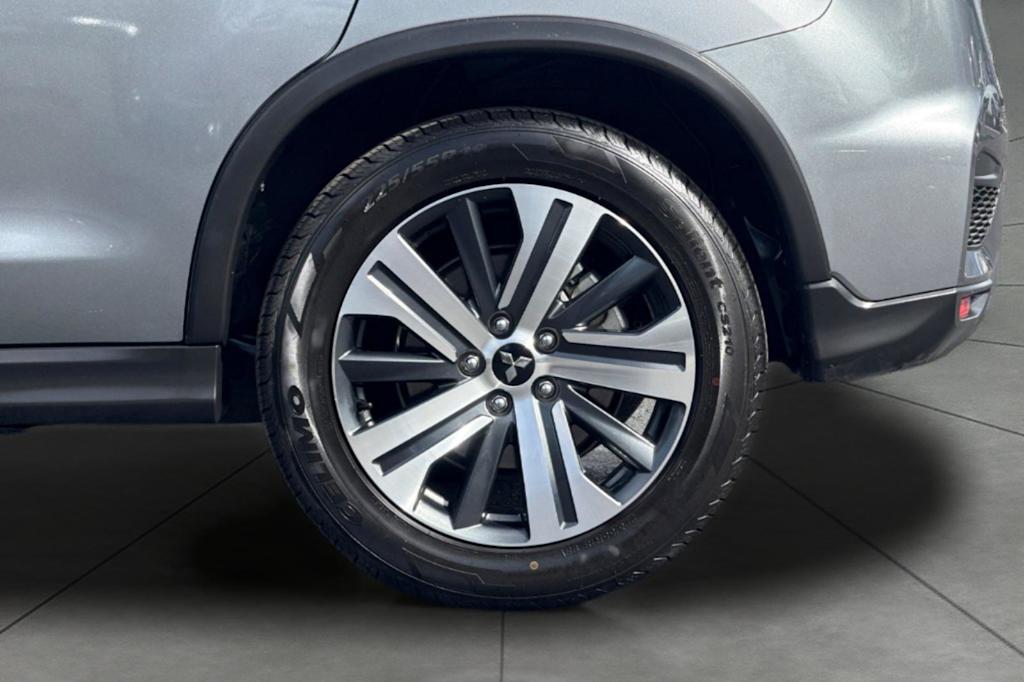 Thumbnail: 2025 Mitsubishi Outlander Sport - 8