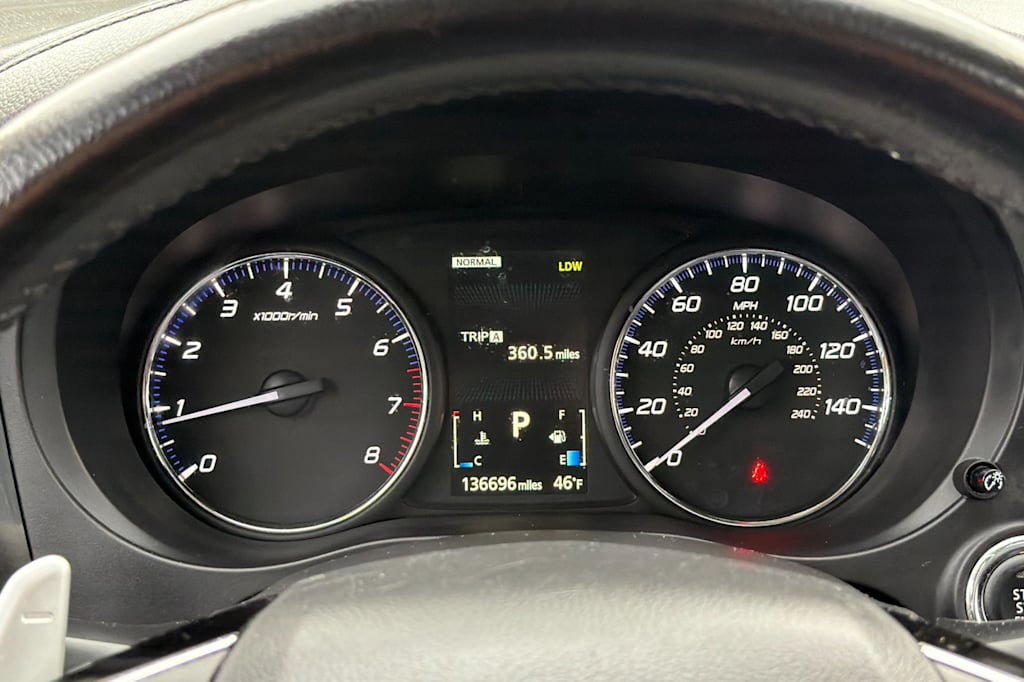 Thumbnail: 2016 Mitsubishi Outlander - 15