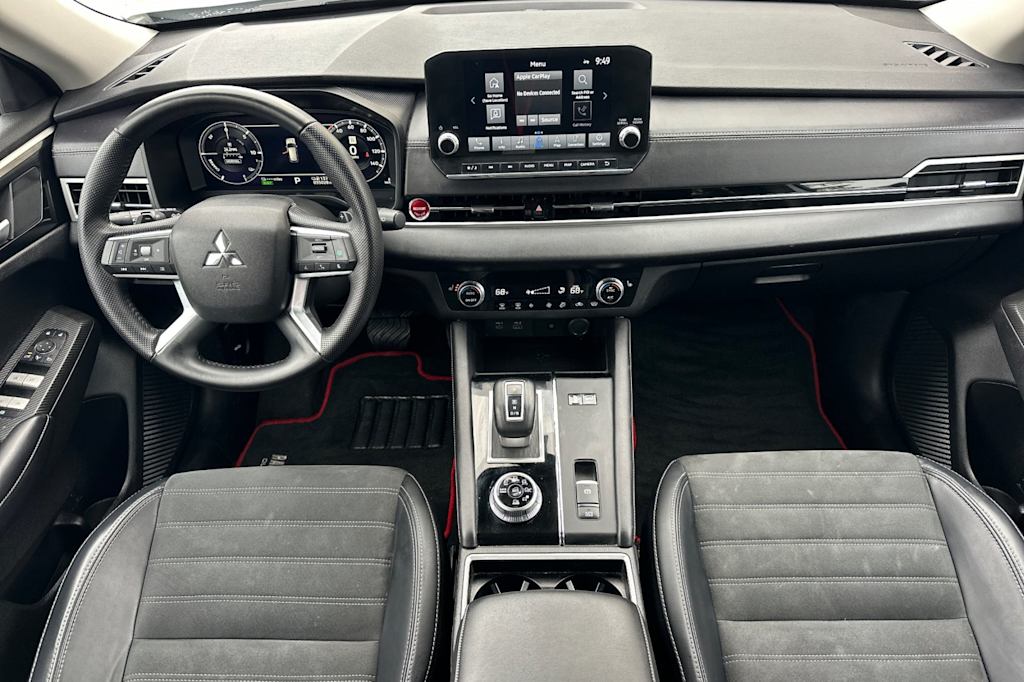 Thumbnail: 2024 Mitsubishi Outlander - 2