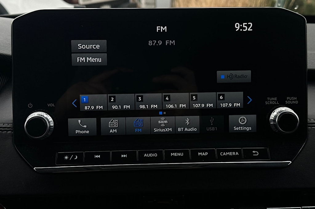 Thumbnail: 2024 Mitsubishi Outlander - 13