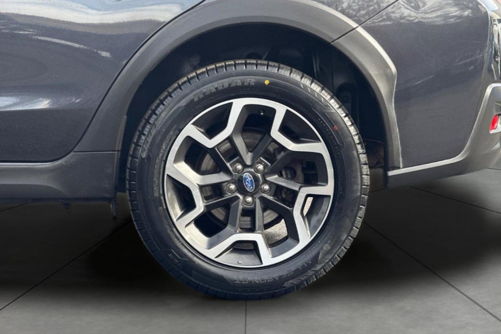 Thumbnail: 2016 Subaru Crosstrek - 8