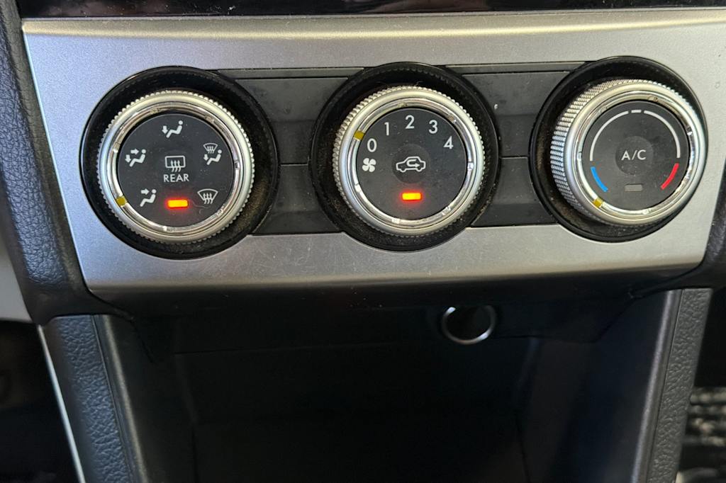 Thumbnail: 2015 Subaru XV Crosstrek - 25