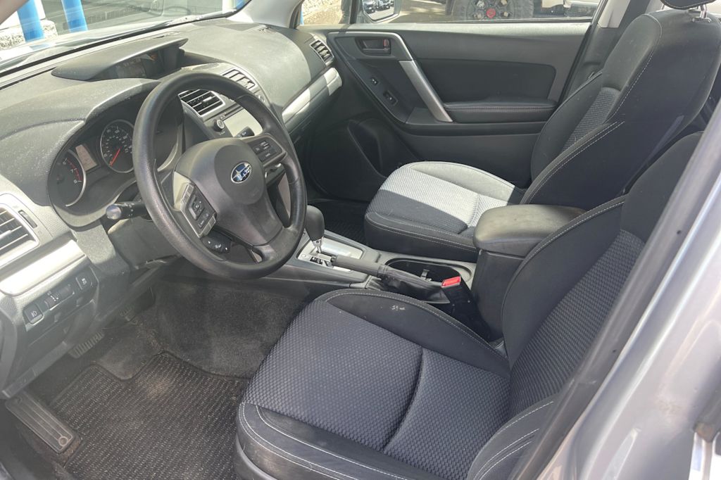 Thumbnail: 2016 Subaru Forester - 9