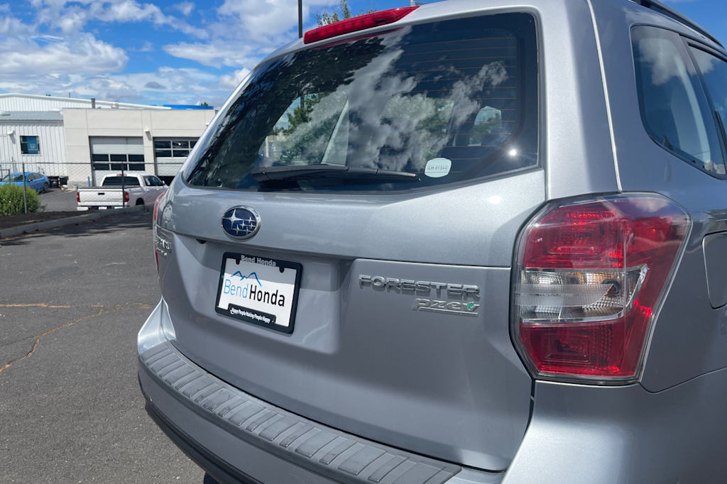 Thumbnail: 2016 Subaru Forester - 16