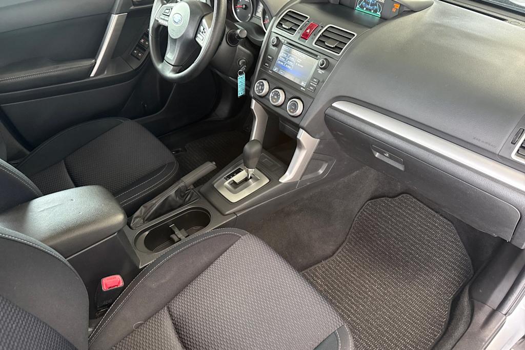 Thumbnail: 2016 Subaru Forester - 12