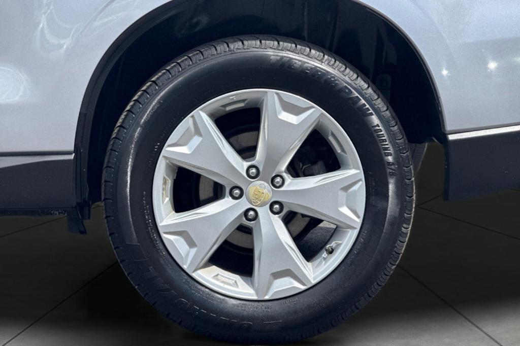 Thumbnail: 2016 Subaru Forester - 8
