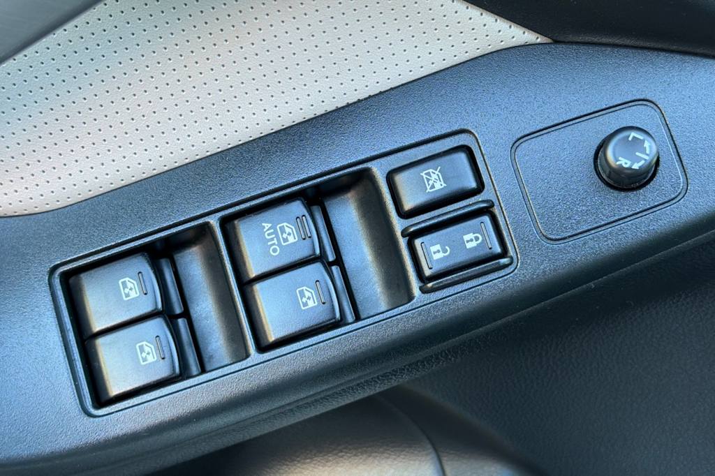 Thumbnail: 2015 Subaru Forester - 22
