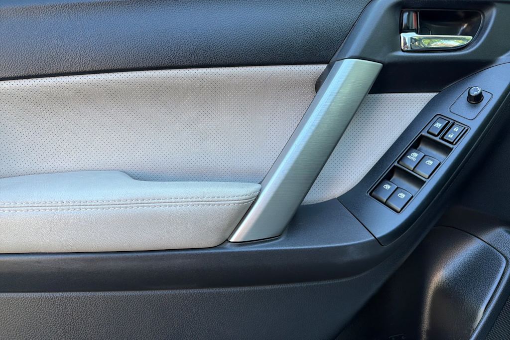 Thumbnail: 2015 Subaru Forester - 21