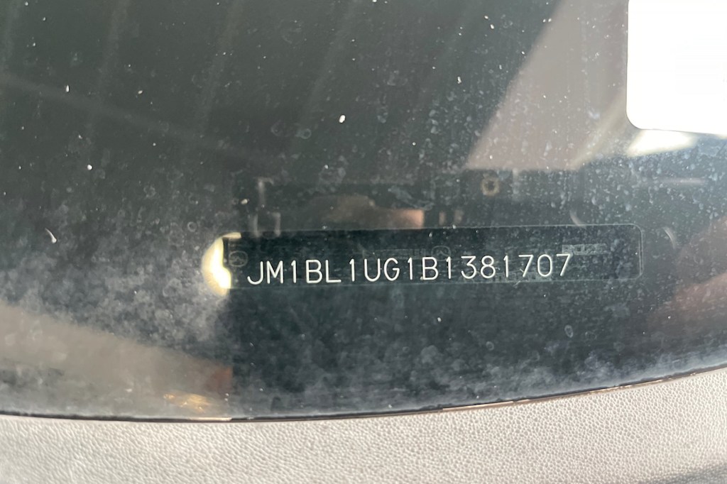 Thumbnail: 2011 Mazda Mazda3 - 6