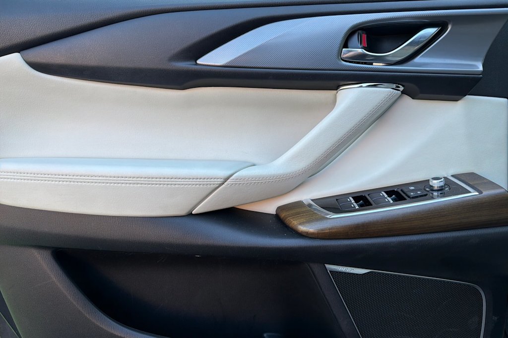 Thumbnail: 2022 Mazda CX-9 - 22