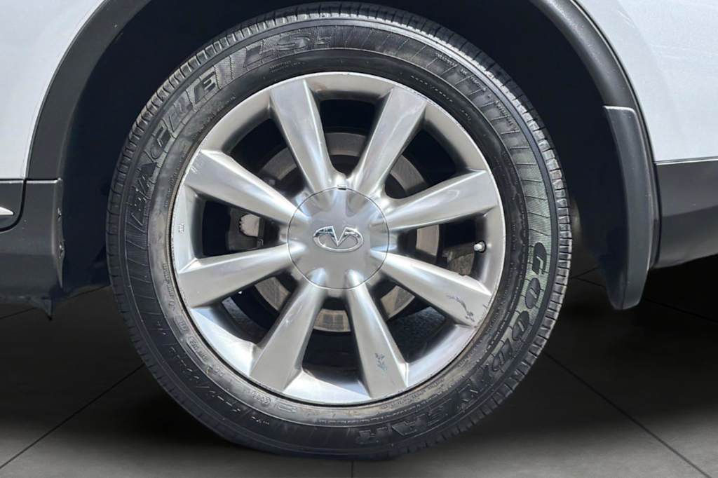 Thumbnail: 2017 INFINITI QX50 - 8