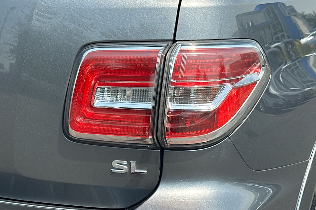 Thumbnail: 2020 Nissan Armada - 21