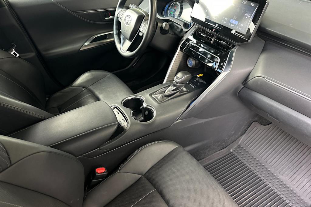 Thumbnail: 2022 Toyota Venza - 11