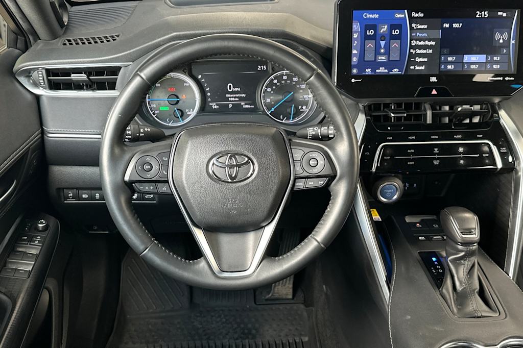 Thumbnail: 2022 Toyota Venza - 10